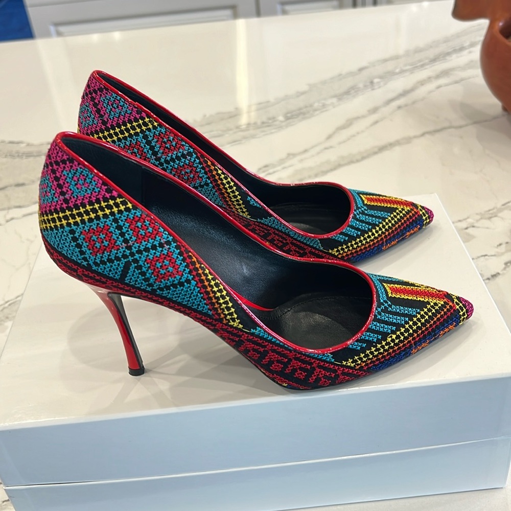 New vibrant heels